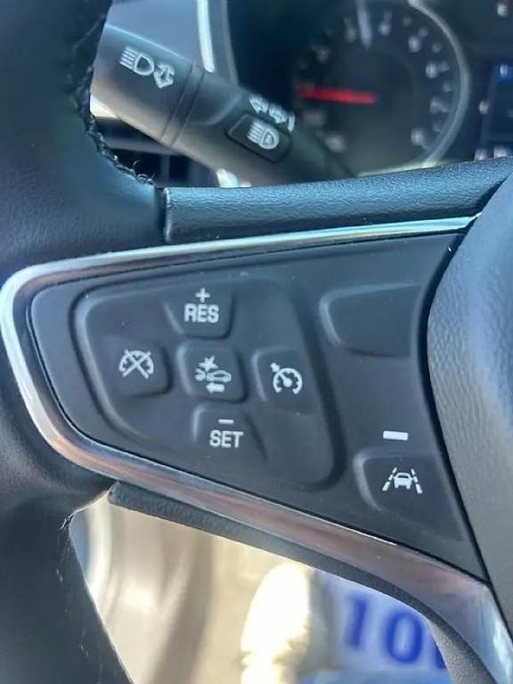 used 2024 Chevrolet Equinox car, priced at $22,995