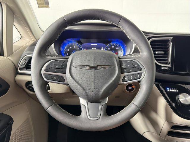 used 2023 Chrysler Pacifica car, priced at $23,789