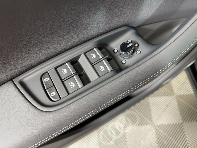 new 2026 Audi Q7 car, priced at $74,381