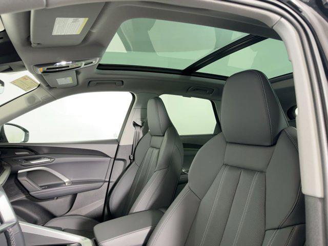 new 2025 Audi Q5 car, priced at $55,661