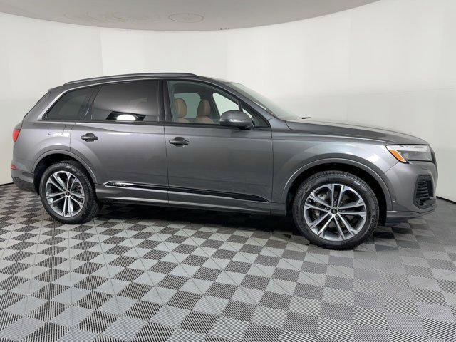used 2025 Audi Q7 car, priced at $48,996