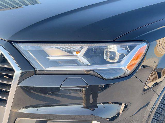 used 2023 Audi Q7 car, priced at $32,789