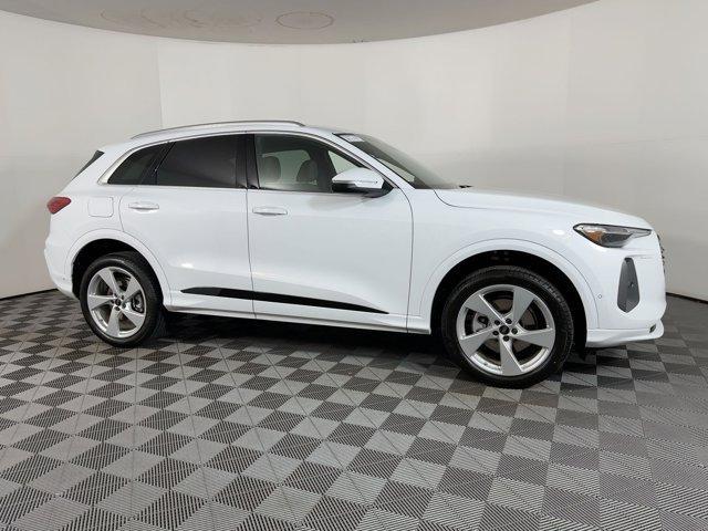 new 2025 Audi Q5 car, priced at $54,301