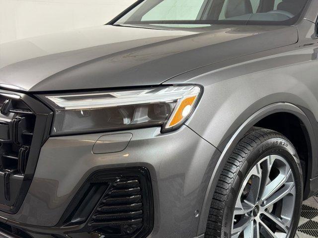 new 2026 Audi Q7 car, priced at $67,145