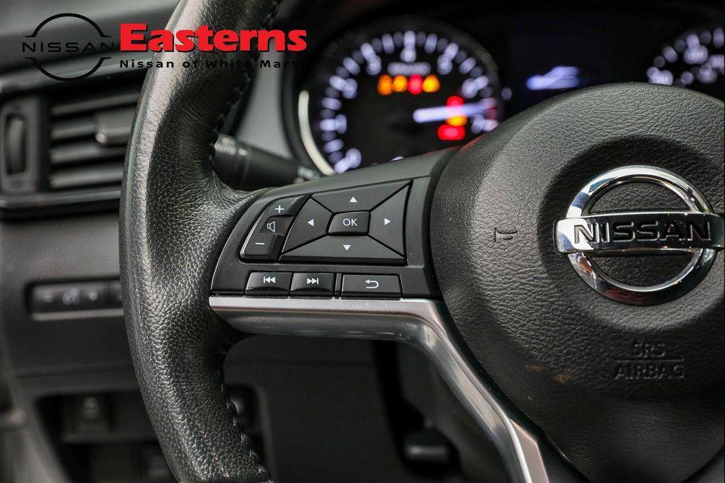 used 2018 Nissan Rogue car, priced at $13,375