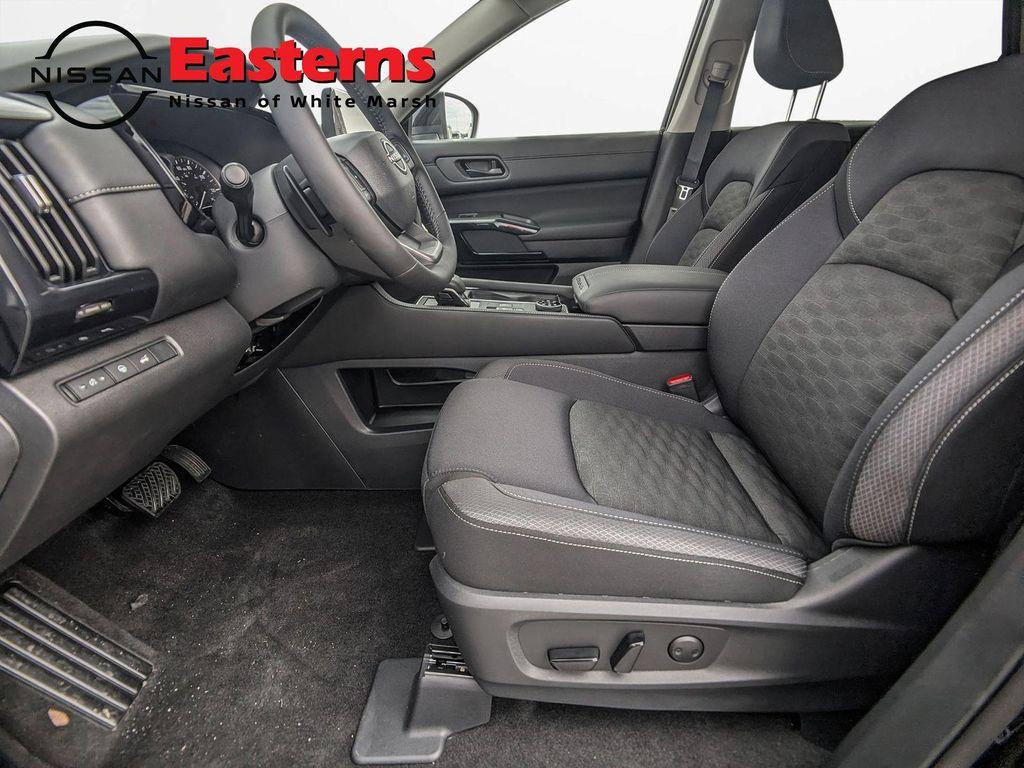 new 2026 Nissan Pathfinder car, priced at $42,155