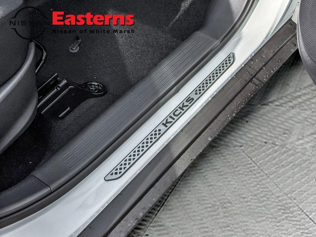 new 2025 Nissan Kicks Play car, priced at $21,814