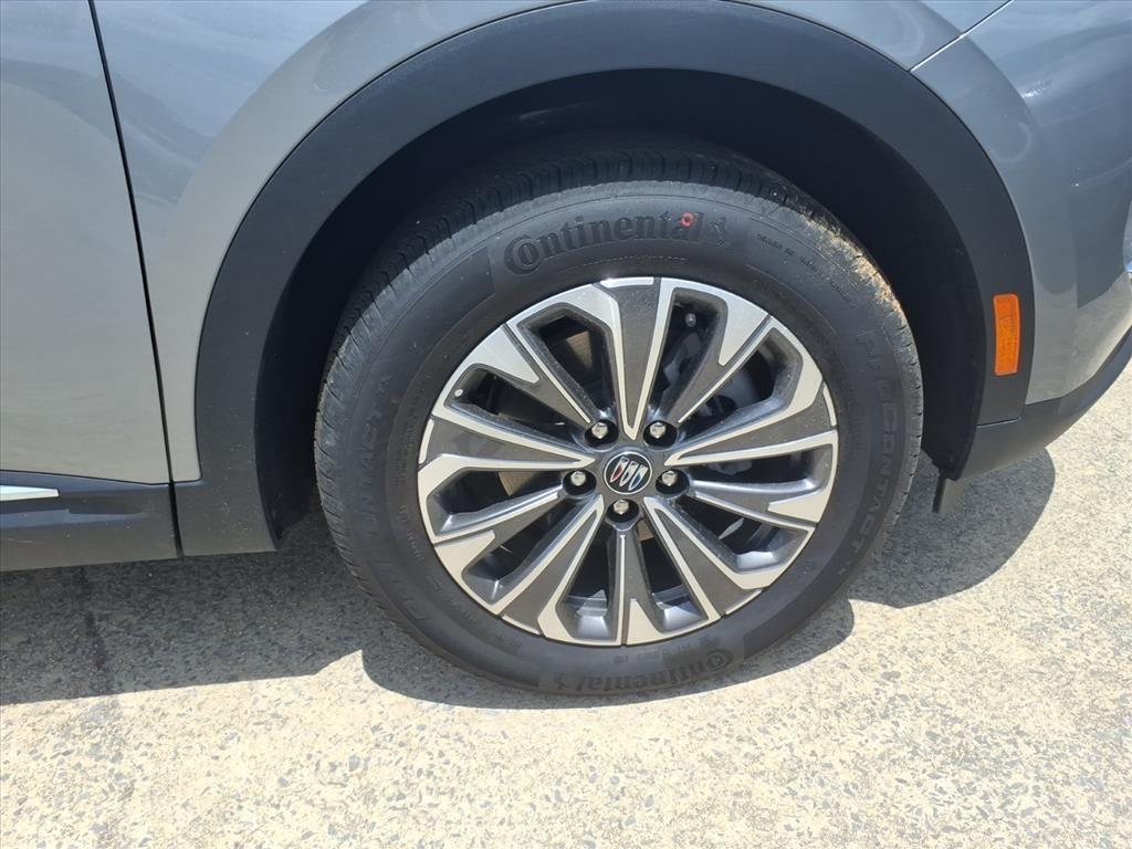 new 2026 Buick Envision car, priced at $40,640