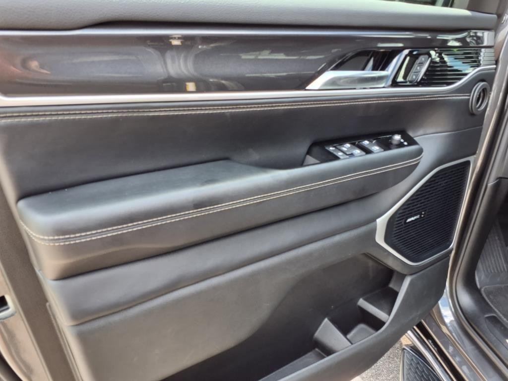 used 2022 Jeep Wagoneer car, priced at $30,500