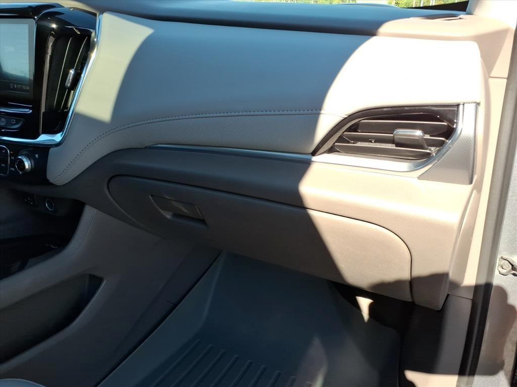 used 2020 Chevrolet Traverse car, priced at $23,981