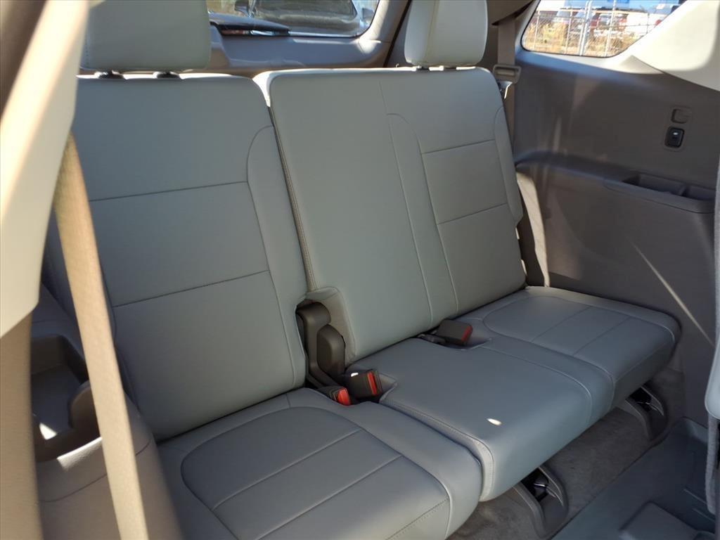 used 2020 Chevrolet Traverse car, priced at $23,981