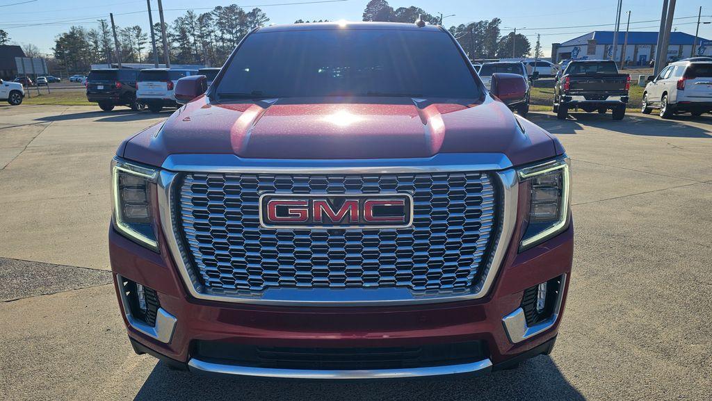 used 2022 GMC Yukon XL car, priced at $51,897