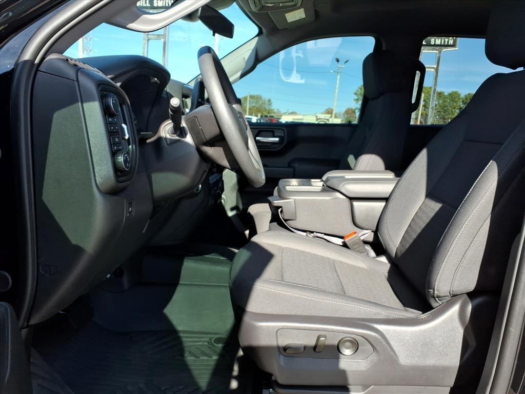 used 2024 Chevrolet Silverado 1500 car, priced at $45,987