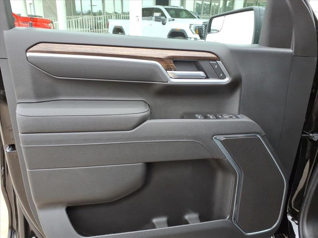 new 2026 GMC Sierra 1500 car, priced at $52,820