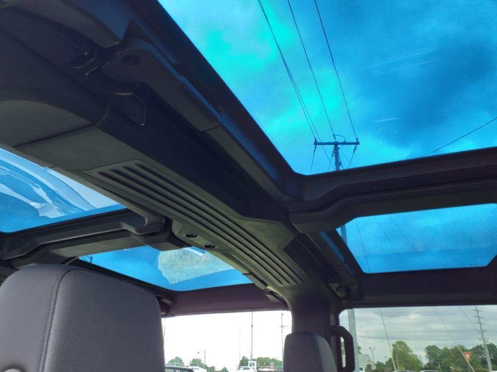 new 2024 GMC HUMMER EV Pickup car