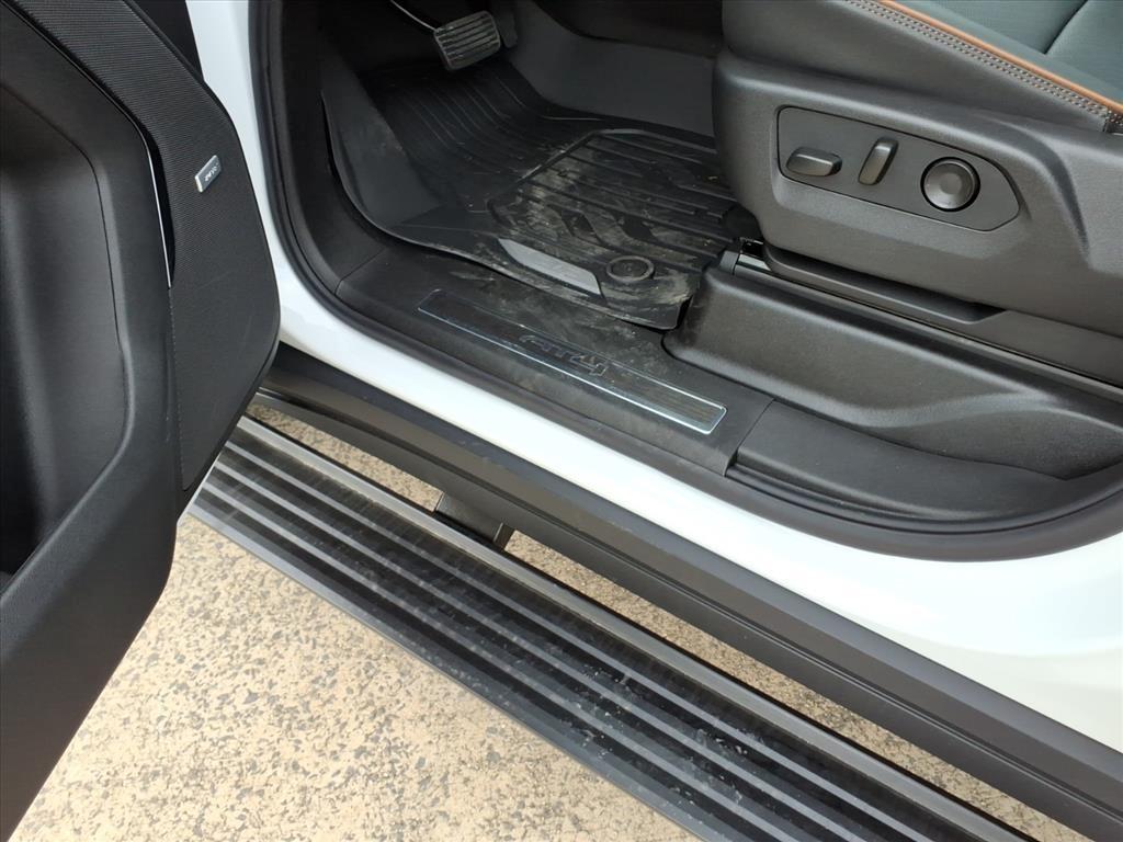 new 2026 GMC Yukon XL car, priced at $81,460