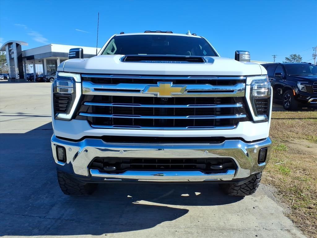 used 2024 Chevrolet Silverado 2500 car, priced at $58,987