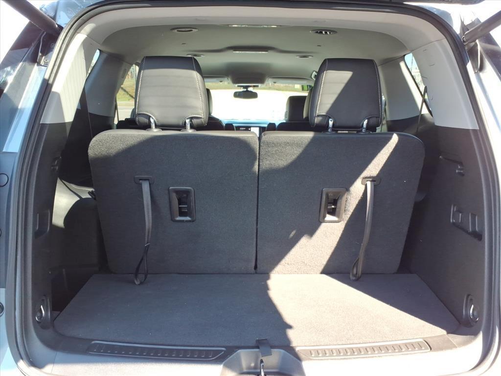 used 2021 GMC Acadia car, priced at $19,999