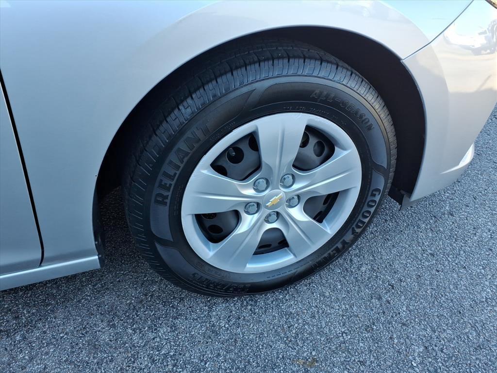 used 2017 Chevrolet Cruze car, priced at $13,897