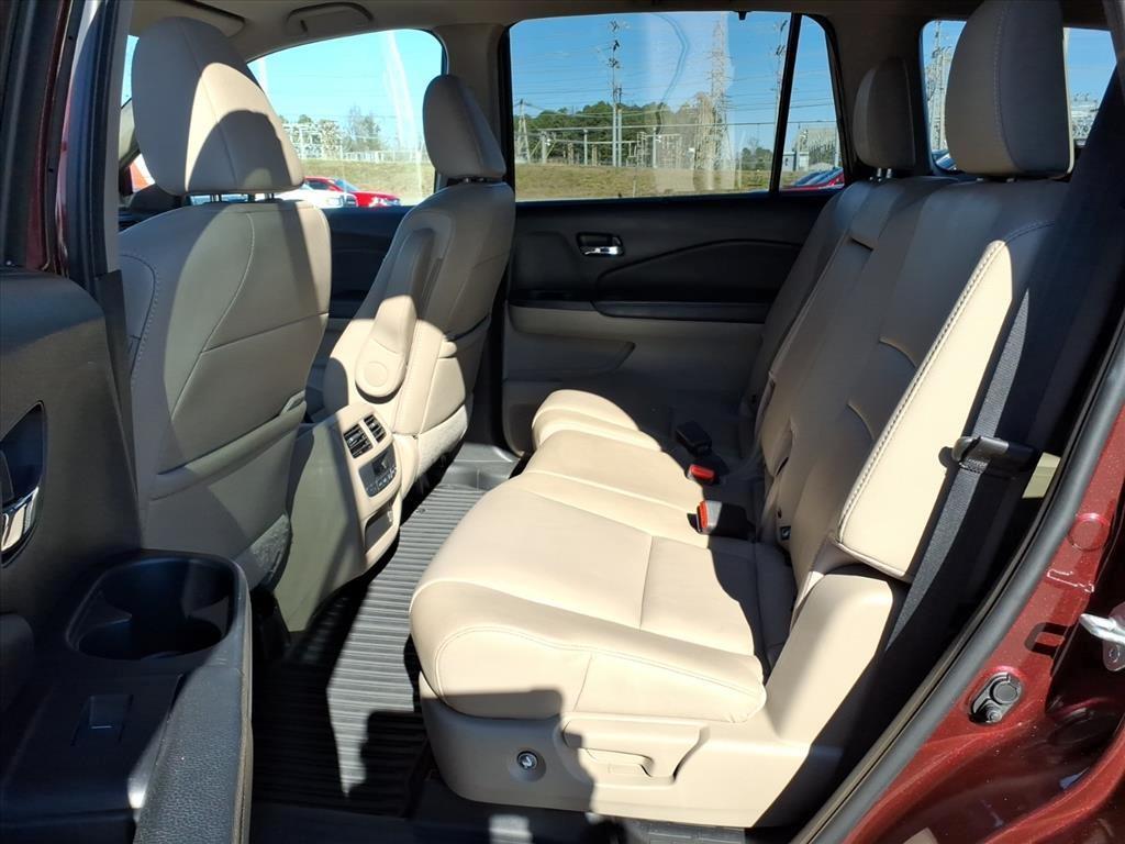 used 2021 Honda Pilot car, priced at $20,897
