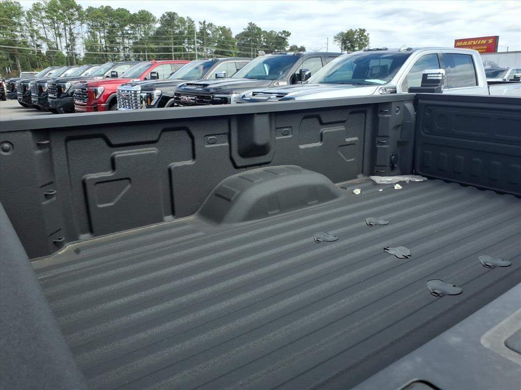 new 2025 GMC Sierra 2500 car, priced at $52,560