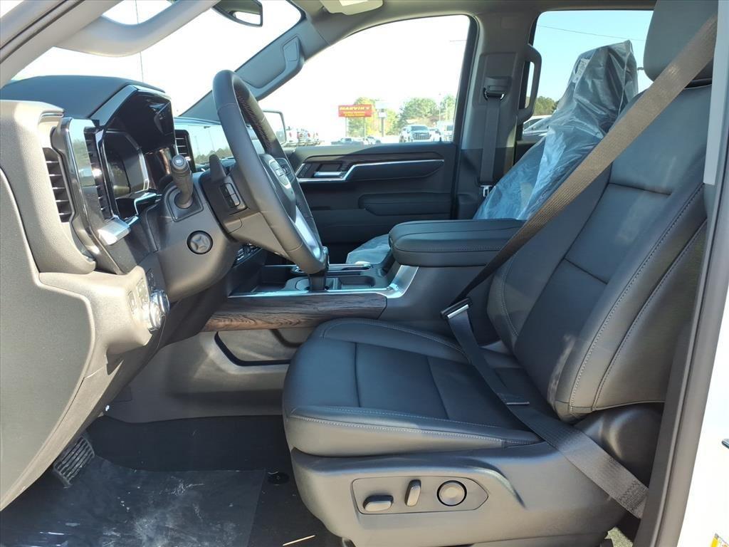 new 2026 GMC Sierra 1500 car, priced at $56,575