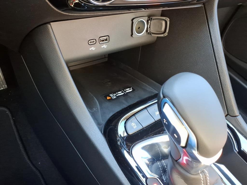 new 2026 Buick Encore GX car, priced at $25,925