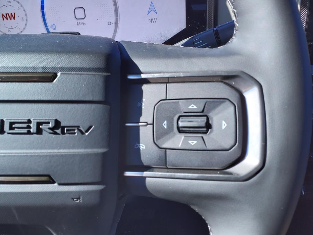 new 2025 GMC HUMMER EV SUV car, priced at $104,935