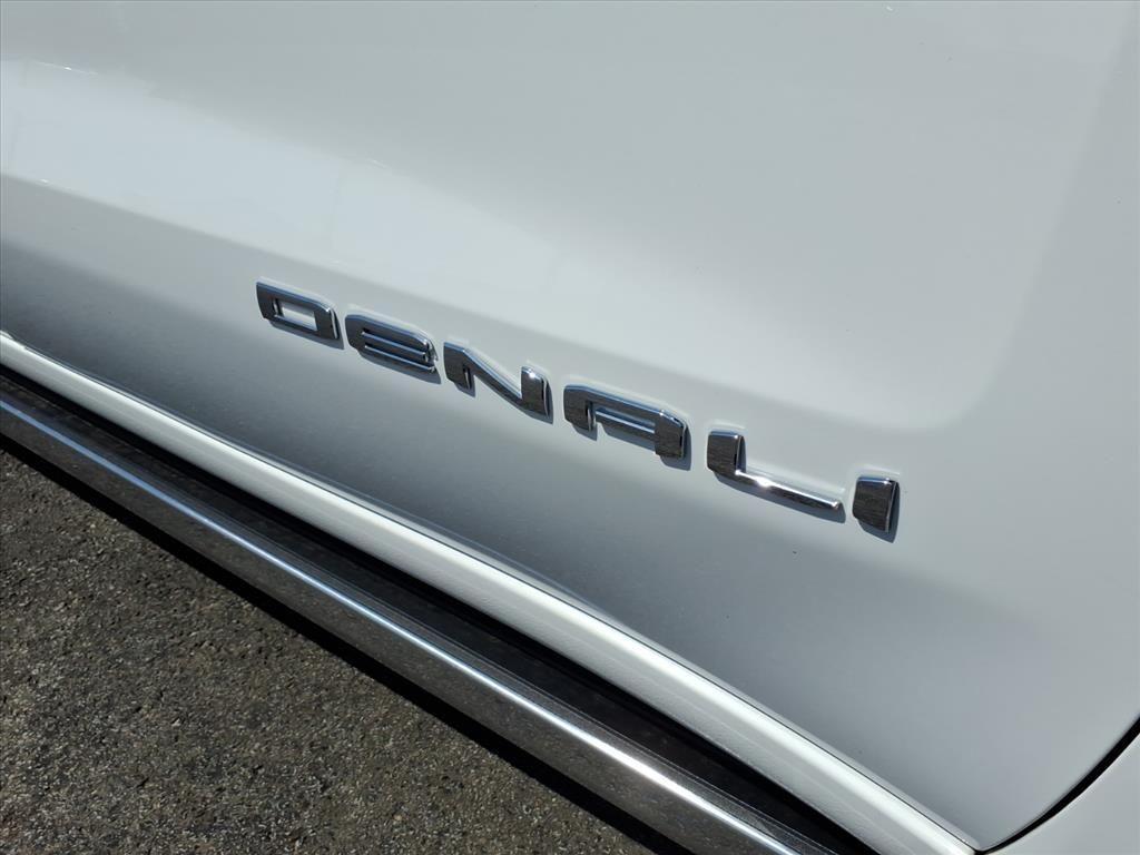 used 2023 GMC Sierra 1500 car, priced at $45,500