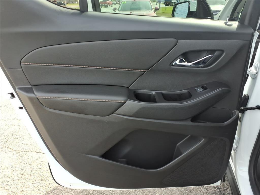 used 2020 Chevrolet Traverse car, priced at $17,494