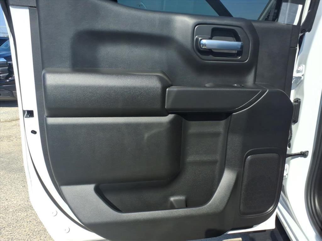 new 2026 GMC Sierra 1500 car, priced at $43,035