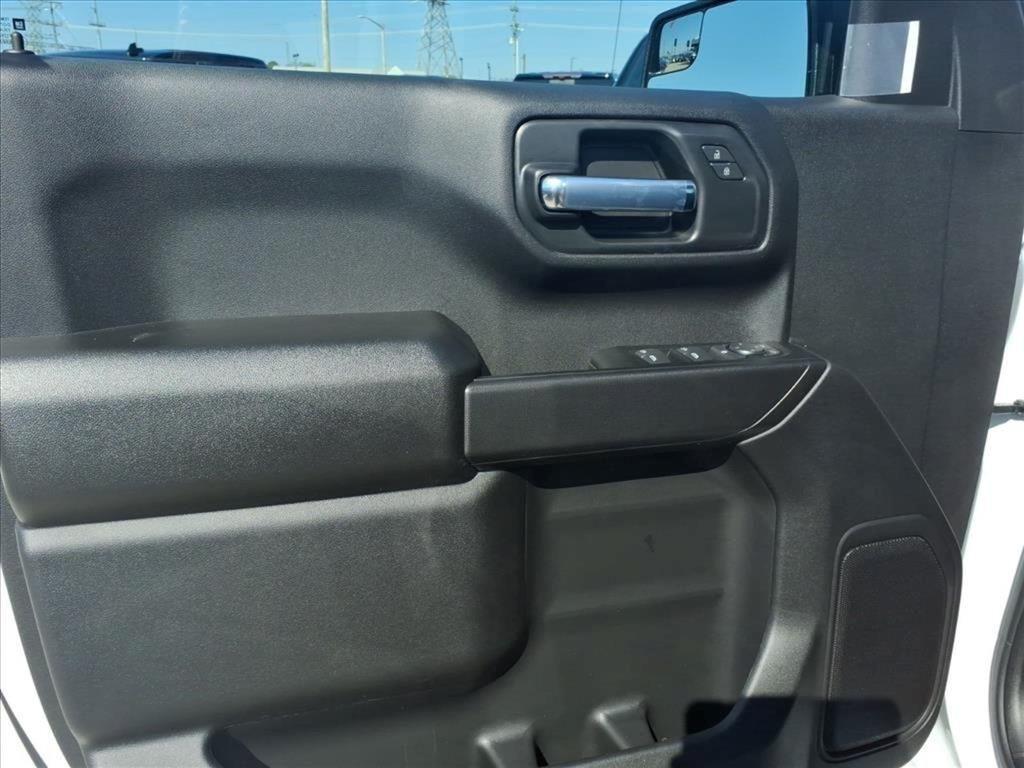 new 2026 GMC Sierra 1500 car, priced at $43,035