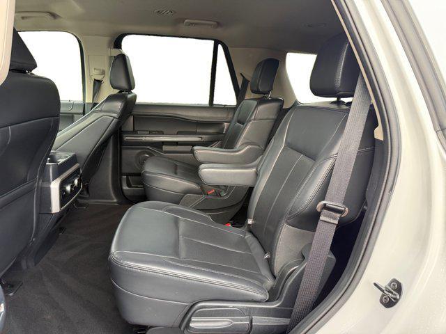 used 2024 Ford Expedition car, priced at $38,199
