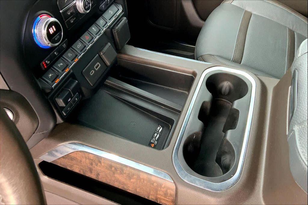 used 2020 GMC Sierra 1500 car, priced at $32,600