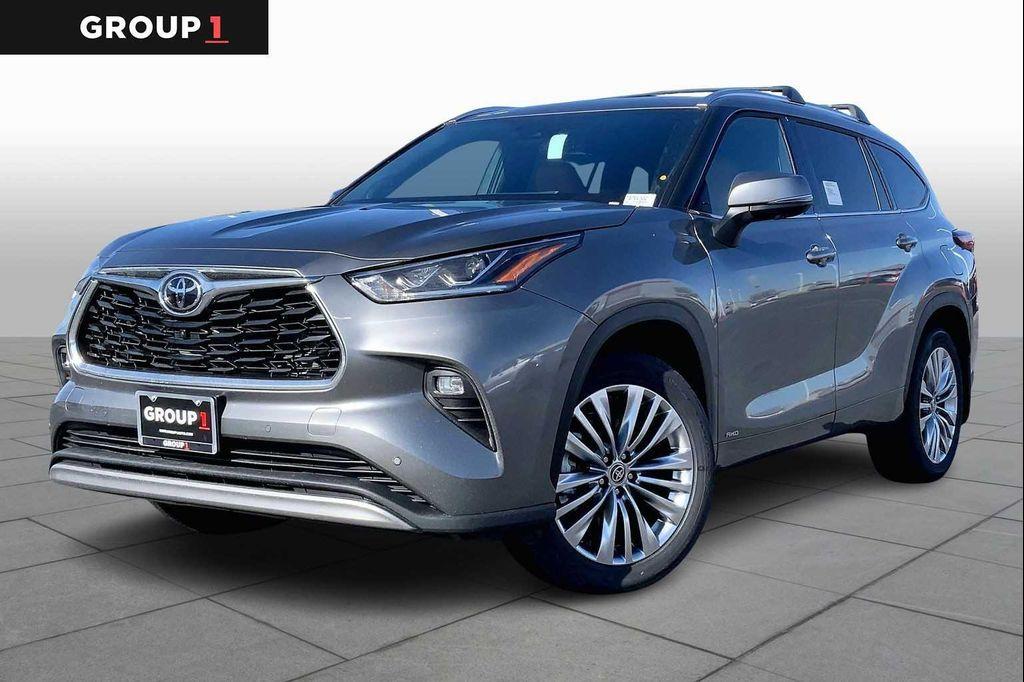 new 2026 Toyota Highlander Hybrid car, priced at $58,929