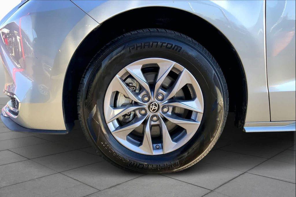 used 2024 Toyota Sienna car, priced at $39,000