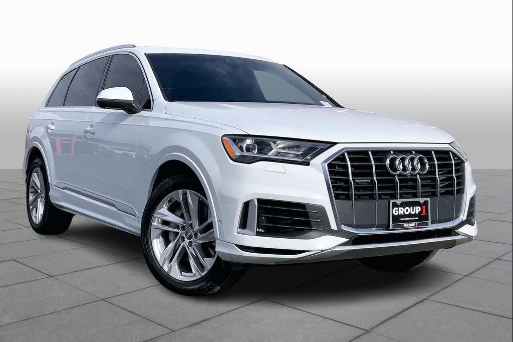used 2021 Audi Q7 car, priced at $27,880