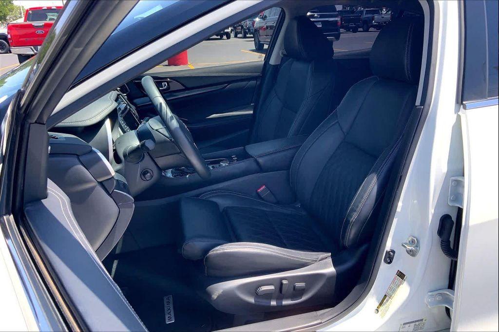 used 2023 Nissan Maxima car, priced at $32,763