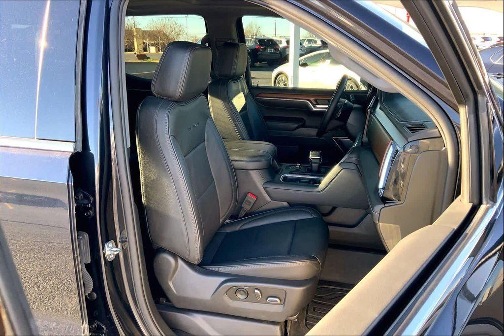 used 2023 GMC Sierra 1500 car, priced at $47,213