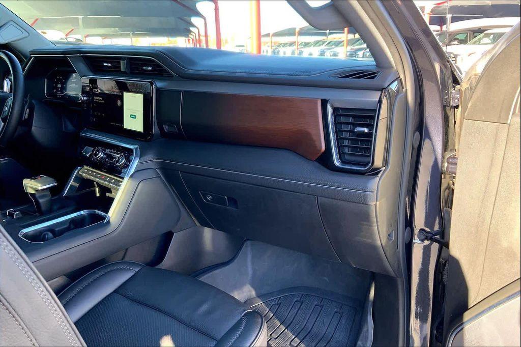 used 2023 GMC Sierra 1500 car, priced at $47,213