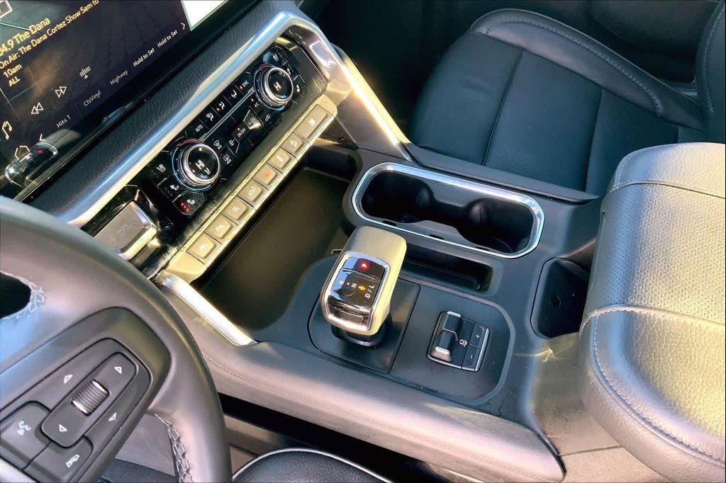 used 2023 GMC Sierra 1500 car, priced at $47,213