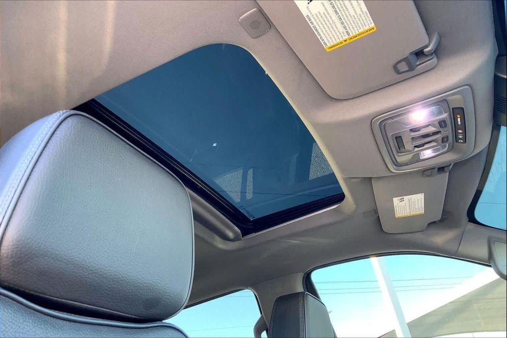 used 2023 GMC Sierra 1500 car, priced at $47,213