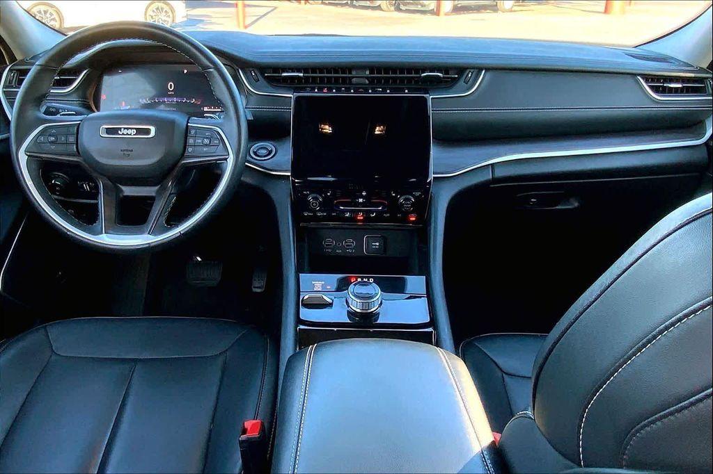 used 2022 Jeep Grand Cherokee L car, priced at $30,400