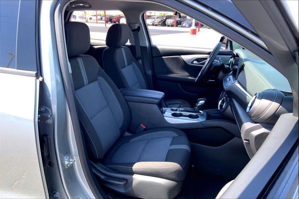 used 2025 Chevrolet Blazer car, priced at $27,953