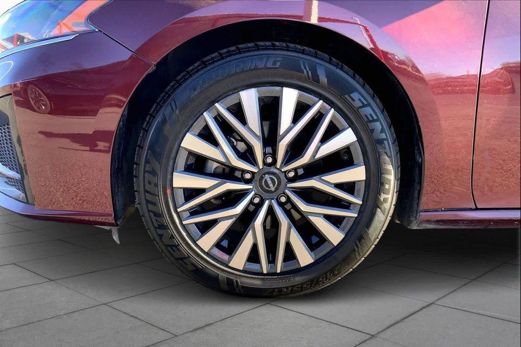 used 2023 Nissan Altima car, priced at $19,100