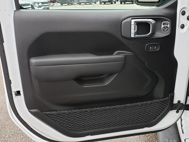 new 2026 Jeep Wrangler car, priced at $48,080