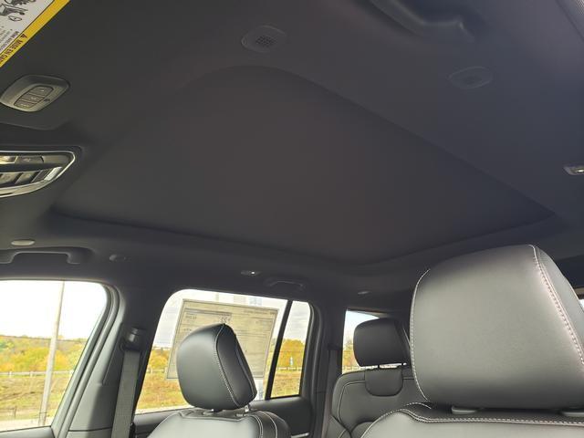 new 2025 Jeep Grand Cherokee car, priced at $45,013