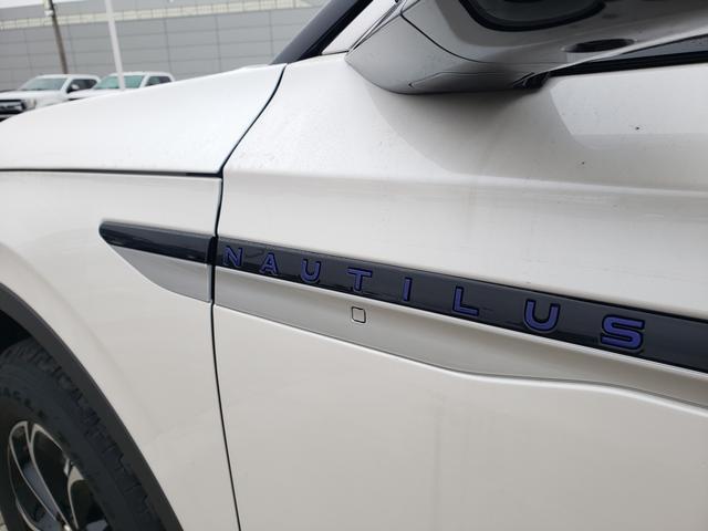 new 2026 Lincoln Nautilus car, priced at $53,432