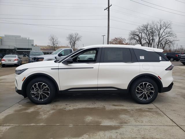 new 2026 Lincoln Nautilus car, priced at $53,432
