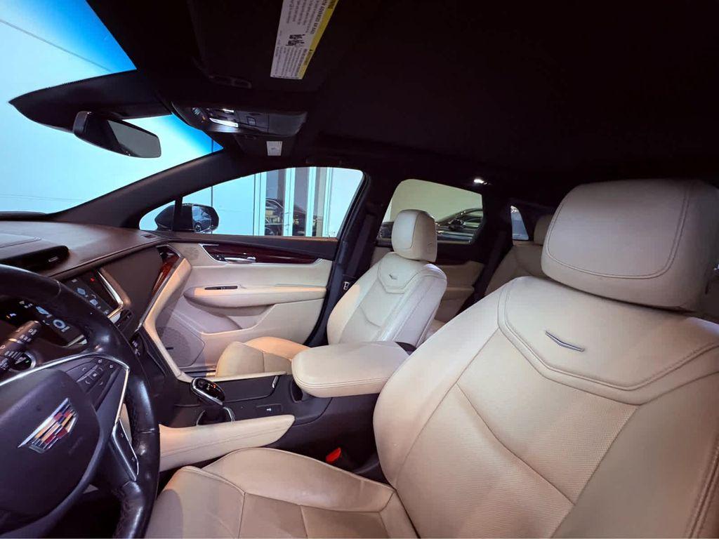 used 2018 Cadillac XT5 car, priced at $16,998